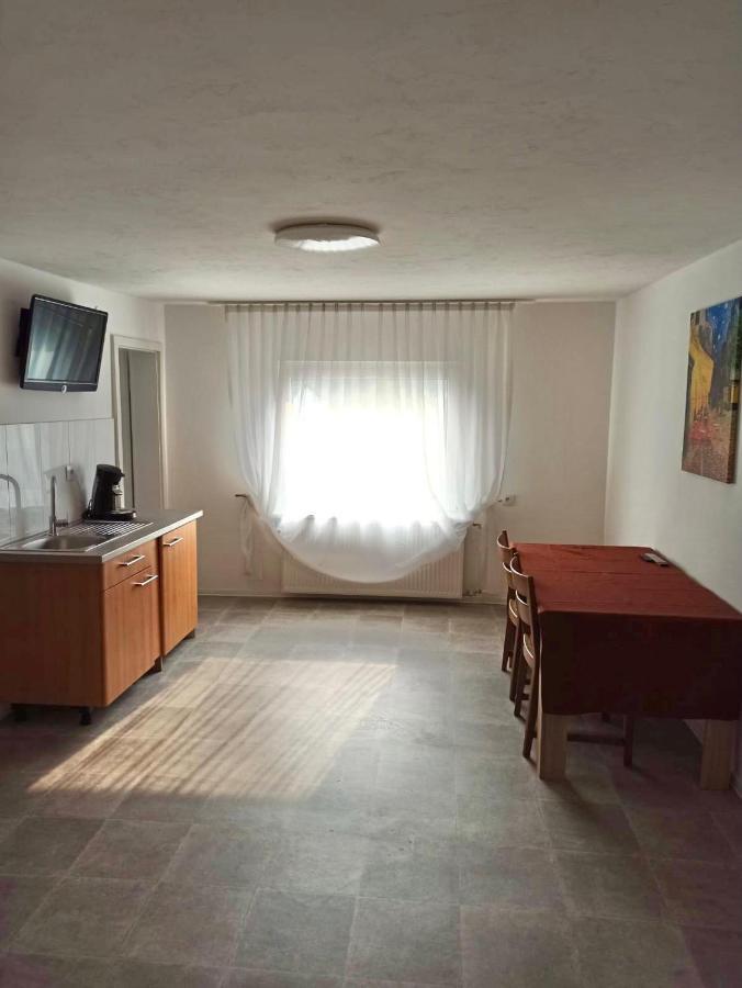 Apartments Zum Stillen Winkel Niederbreitbach Buitenkant foto