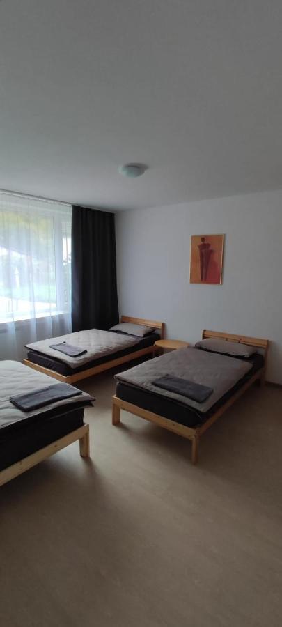 Apartments Zum Stillen Winkel Niederbreitbach Buitenkant foto